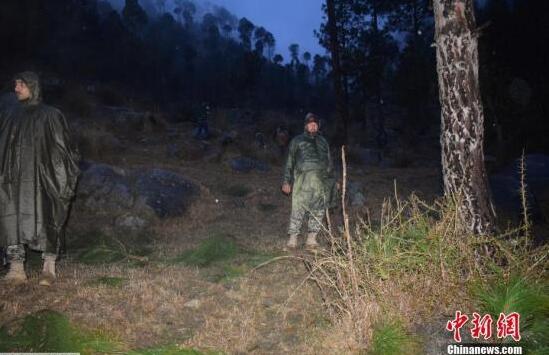 印巴緊張關(guān)系升級(jí)：巴方關(guān)閉空域 印方要求放人