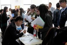 澳門理工學院辦招聘會 學生冀就業(yè)參與灣區(qū)發(fā)展