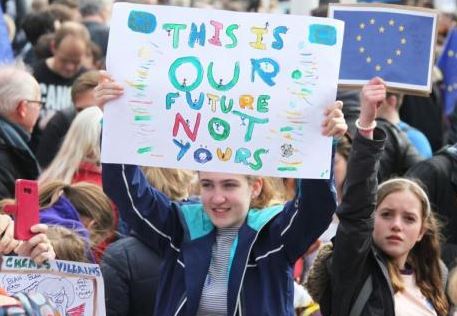 英議會否決所有脫歐選項 特蕾莎·梅賭上首相生涯