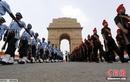 增兵、修法、驅逐大使：印巴沖突，克什米爾成對決場？