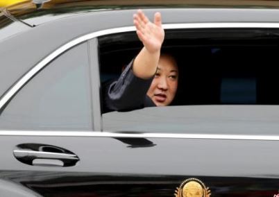 金正恩新年公開活動(dòng)：視察化肥廠工地 強(qiáng)調(diào)自力更生