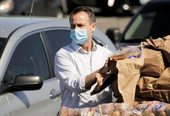 世衛(wèi)稱病毒將與人類(lèi)長(zhǎng)期共存