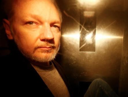 美司法部再對阿桑奇提起指控