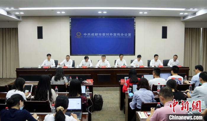 成都提出與重慶共同打造新時(shí)代中國(guó)經(jīng)濟(jì)發(fā)展“第四極” 突出四大“共建”