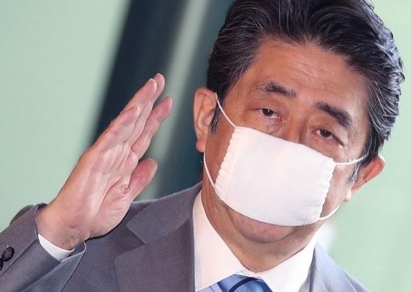 日首相安倍接受體檢后在私宅靜養(yǎng)