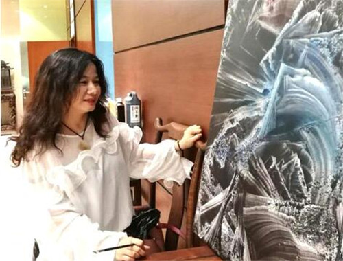 張媛：創(chuàng)領(lǐng)5G時(shí)代新畫風(fēng)