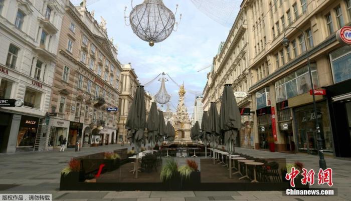 維也納新年音樂會如期舉行 觀眾“云”鼓掌