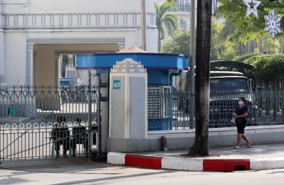 緬甸實施1年緊急狀態(tài) 副總統(tǒng)任臨時總統(tǒng)