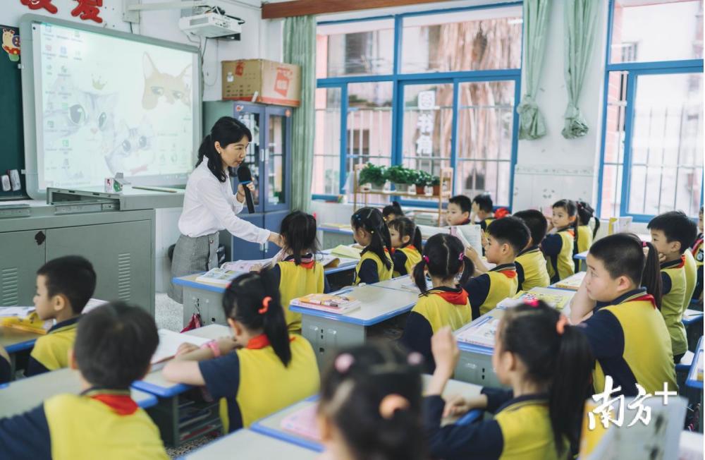 澳門擬對轄下公立學(xué)校進行整合 進一步完善教學(xué)環(huán)境