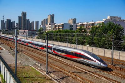 國(guó)鐵集團(tuán)：一季度全國(guó)鐵路固定資產(chǎn)投資完成1065億元