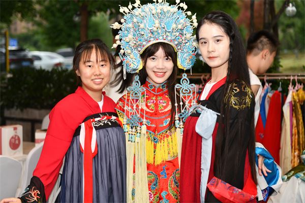 粵港澳大灣區(qū)青少年吉林邊境行活動冀以新生代年輕化視角見證發(fā)展