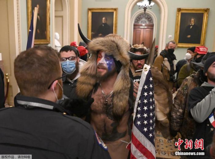 特朗普：若贏得2024年總統(tǒng)選舉 將考慮赦免國(guó)會(huì)騷亂參與者