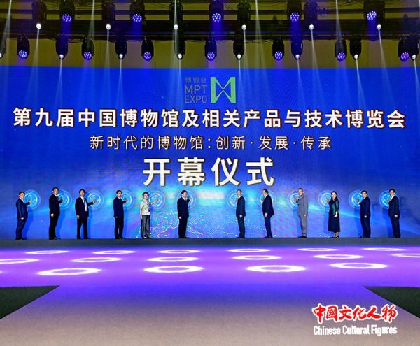 南加州華裔知名人士劉冰和黃趙企晨獲頒終身成就獎(jiǎng)