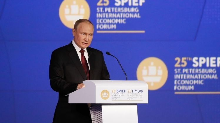 普京簽署法律暫停履行《新削減戰(zhàn)略武器條約》