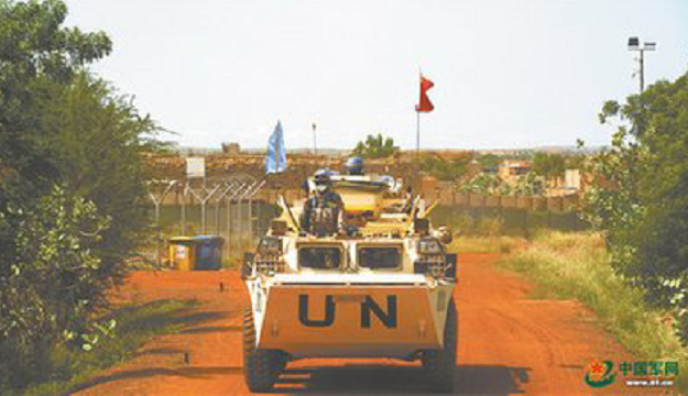 中國(guó)赴馬里維和部隊(duì)開展瘧疾防治宣教活動(dòng)