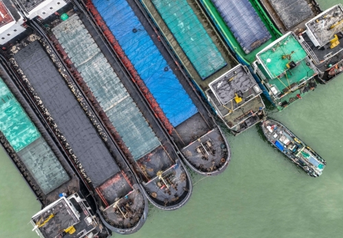 臺風“泰利”距澳門220公里 八號風球下午料將維持