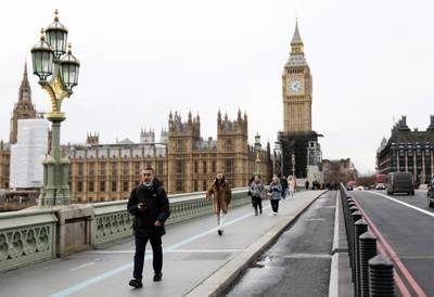 英國移民大臣：打擊非法移民是政府核心事項之一