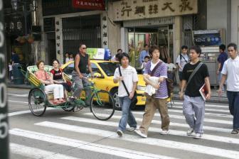 “澳證易”等自助服務啟用 澳門政務服務延伸至橫琴