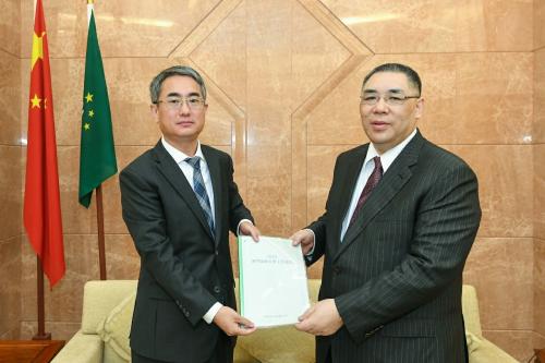 澳門廉署：公職人員貪腐案減少 詐騙濫用職權(quán)案增