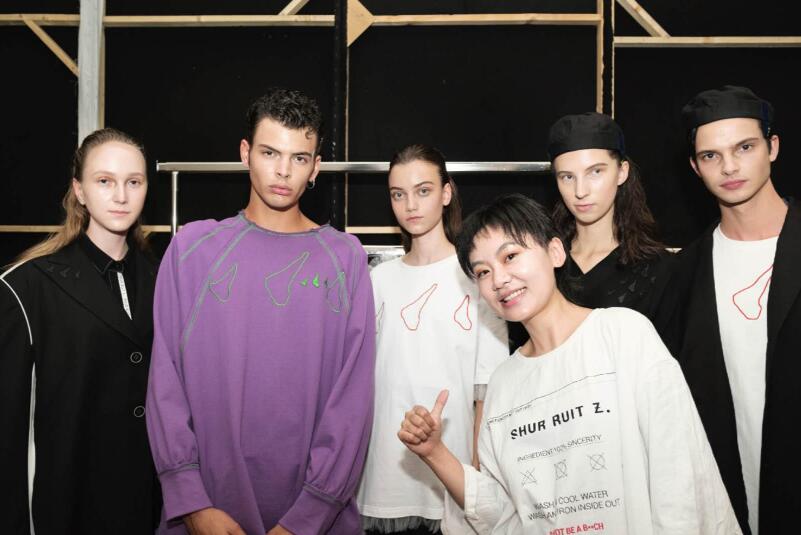 “摩登圣人”降世米蘭 重慶獨立設(shè)計師品牌SHUR RUITZ米蘭時裝周首秀