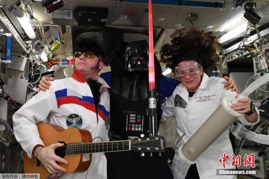 太空聚餐都吃啥？宇航員們這次要品嘗阿拉伯菜肴(圖)