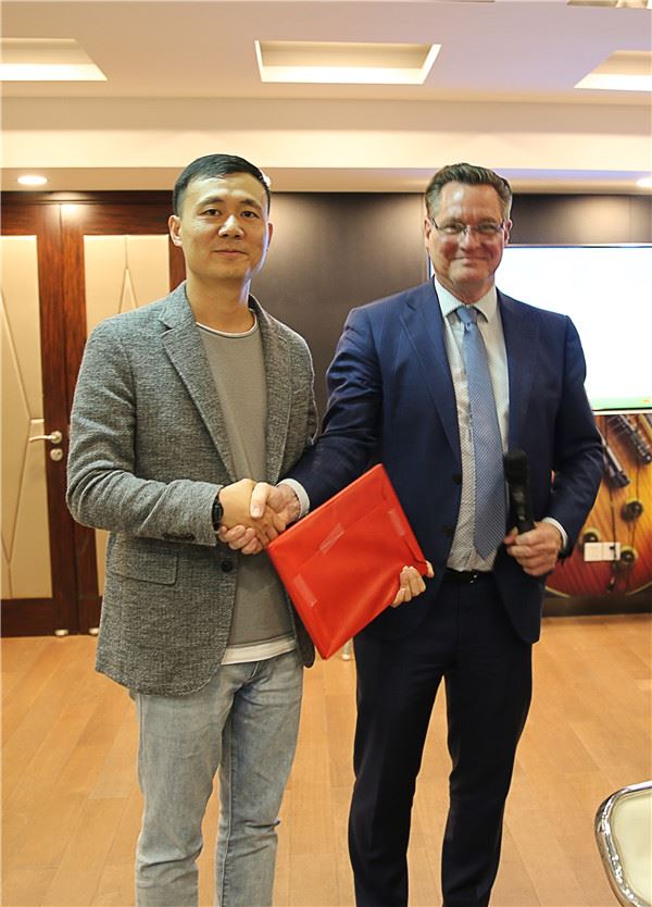 中荷跨境貿(mào)易數(shù)字新絲路啟程