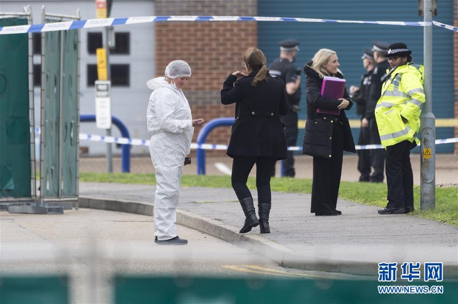 英國(guó)警方在貨車內(nèi)發(fā)現(xiàn)39具尸體