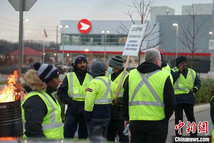 加拿大郵政工人展開全國大罷工