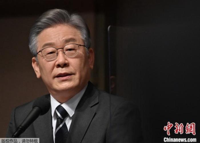 韓國民主黨黨內(nèi)競選“四人格局”成形 李在明優(yōu)勢明顯